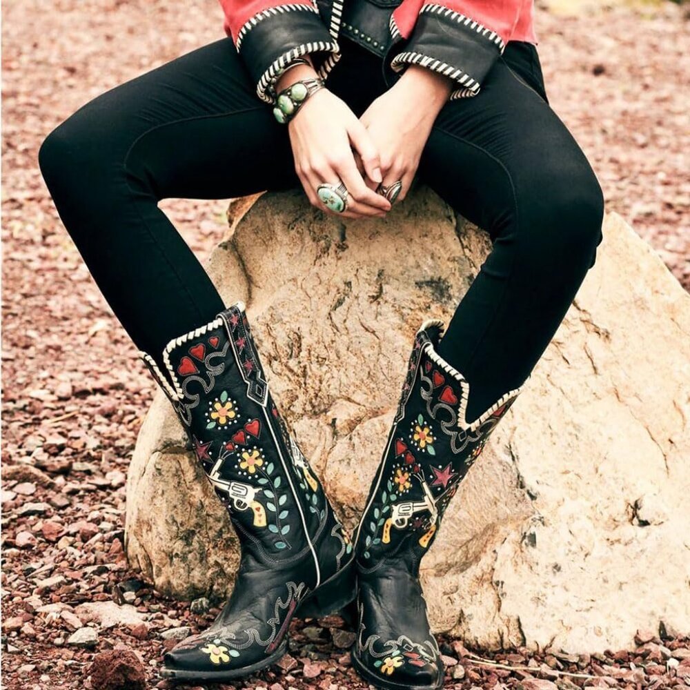 Women's Black Floral Embroidered Cowgirl Boots Chunky Low Heels Pull On - Picture 3 of 6